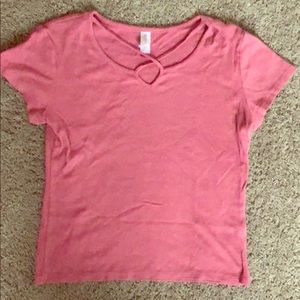 Light pink v-neck t-shirt